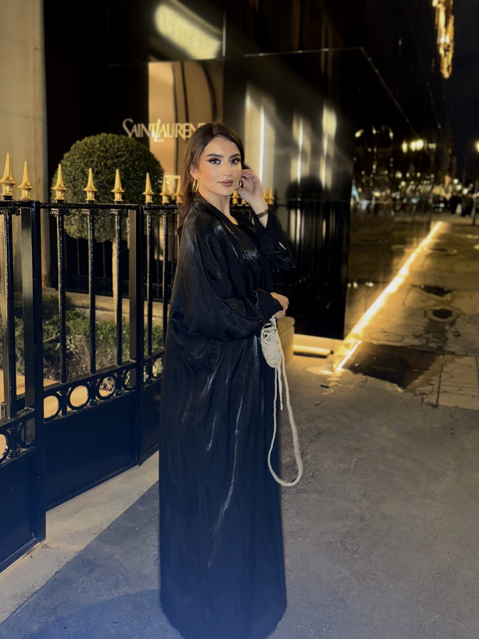 abaya naila noir