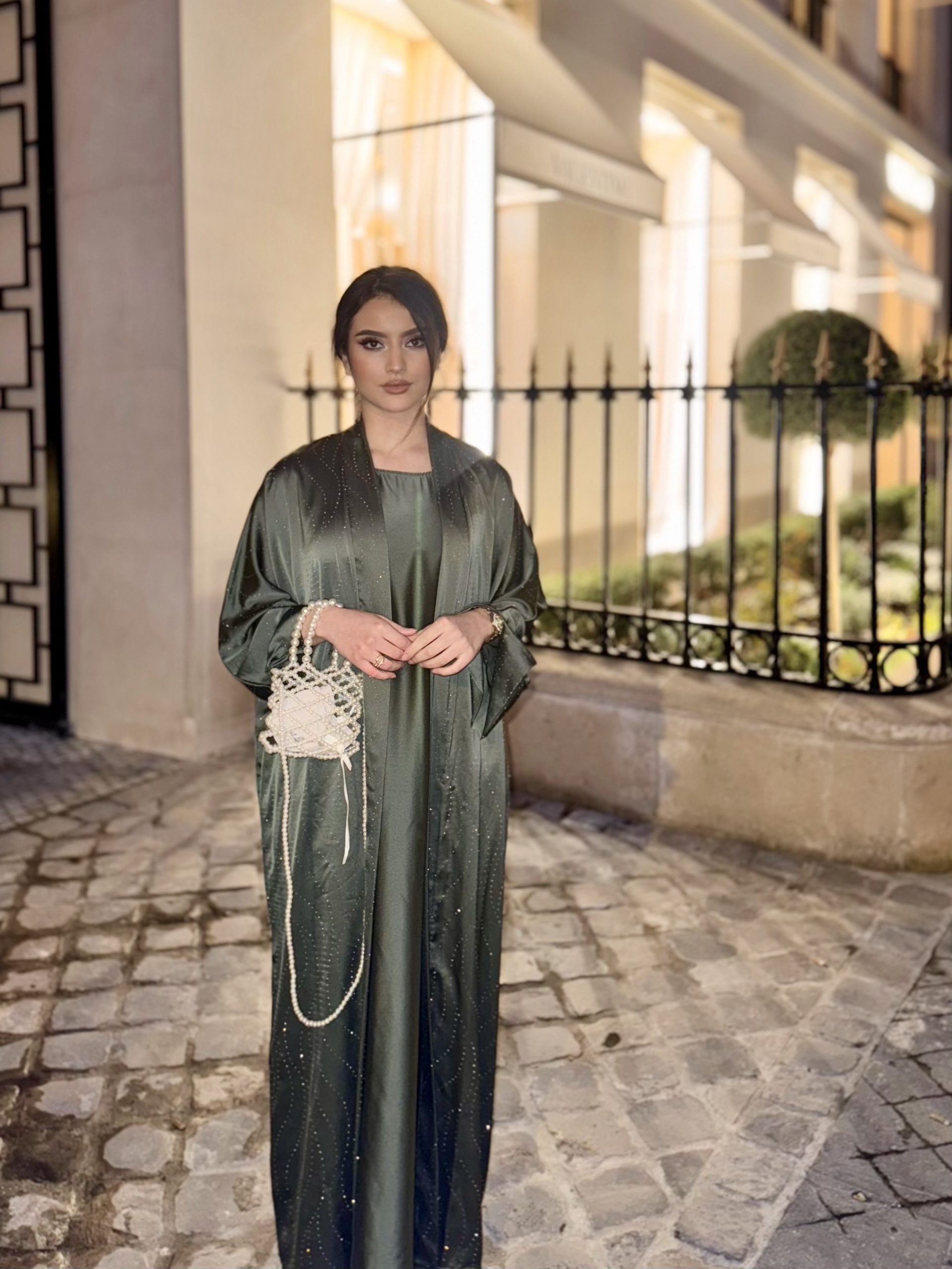 abaya inaya kaki